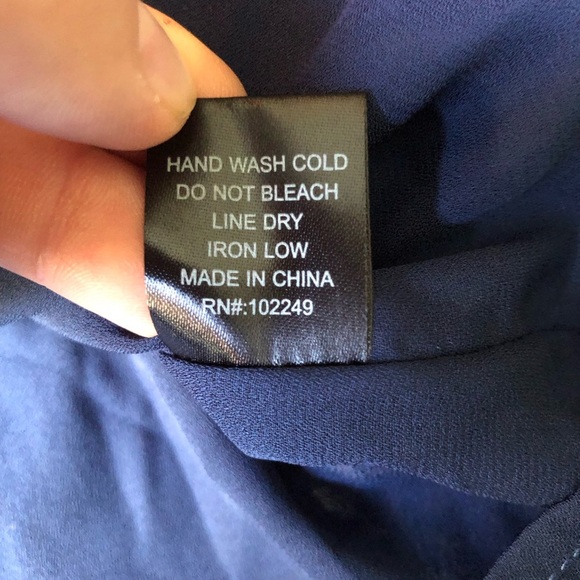 Anthropologie Skies Are Blue Embroidered Top Size XS Navy White European Coastal - Picture 7 of 7